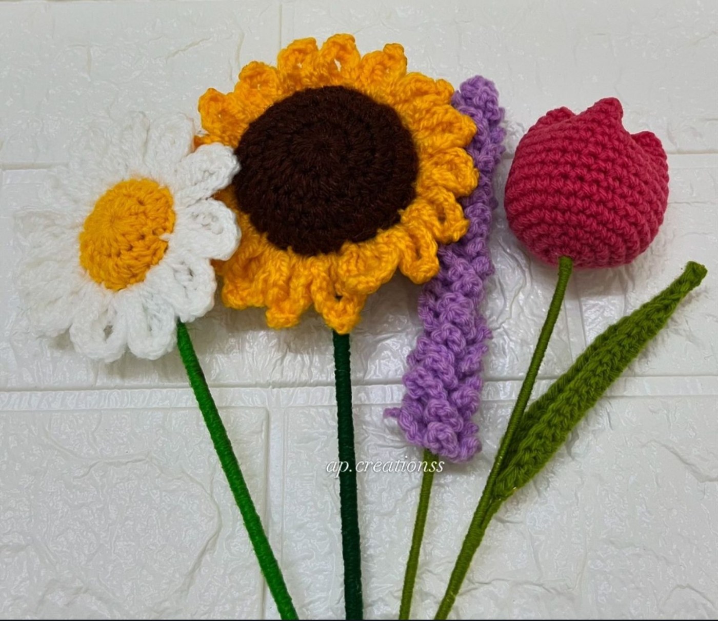 Sanchaya crochet product